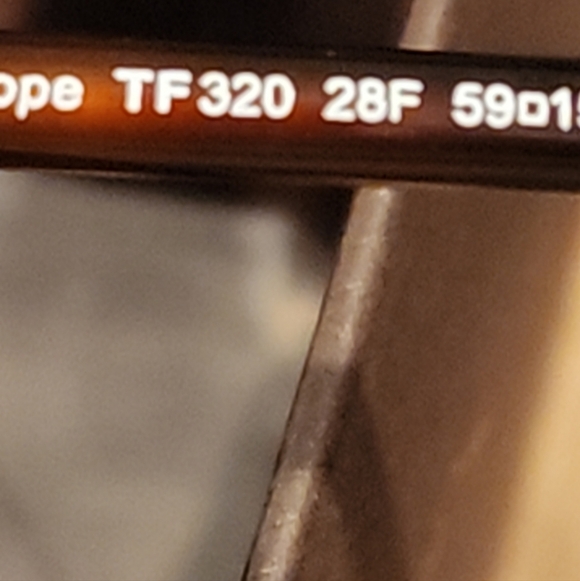 Tom Ford Sunglasses (Women's) Used once - Picture 7 of 7